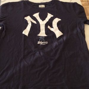 Womens NY Yankees blue tee shirt, small.